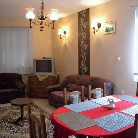 Holiday In Balatonkeresztur 19264 度假居